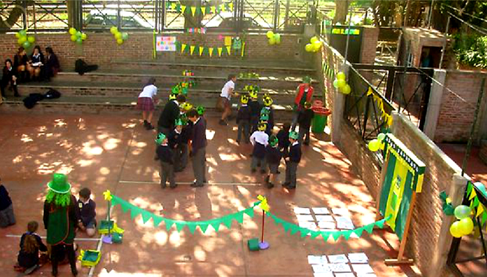 St Luke s college_Olivos_Vicente López_patio copy