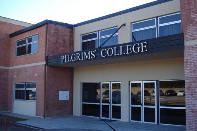 Pilgrim's College (sede Pacheco) 16