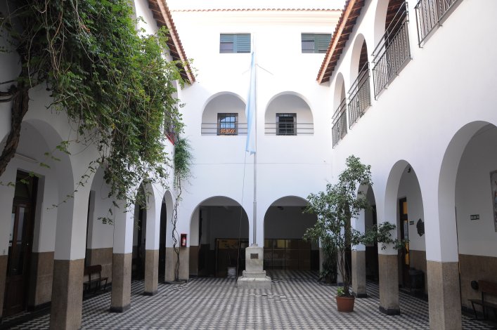 Colegio Santo Domingo_en Ramos Mejía_2_patio-interior