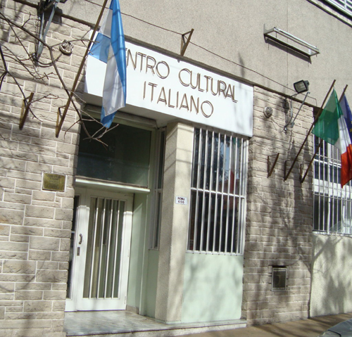 Colegio entro Cultural Italiano_en Olivos_1