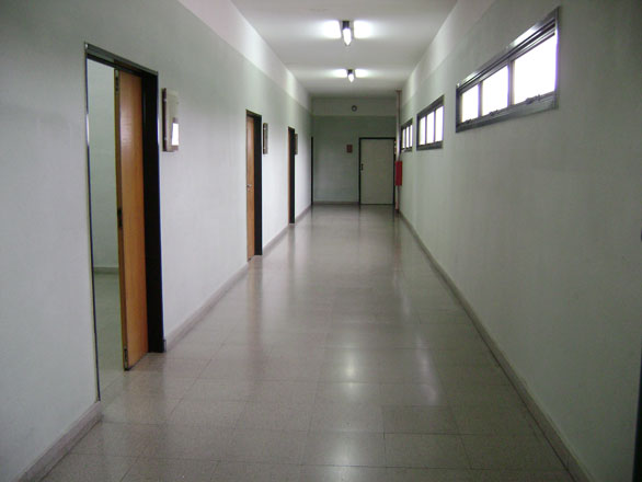 St.Edward's college_edificio_pasillo