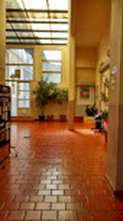 Colegio Uriarte School-interior