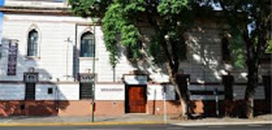 Instituto Carolina Estrada de Martinez_en Villa Ortúzar_edificio frente
