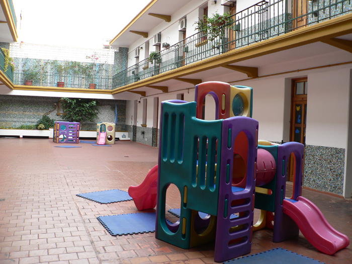 Colegio y Oratorio San Francisco de Sales_barrio de Almagro_patio nivel inicial
