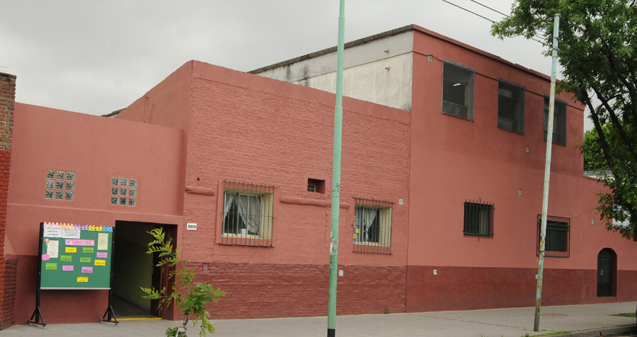 Instituto Dámasa Zelaya_en barrio de Saavedra_3