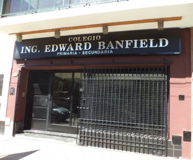 Colegio Ingeniero Edward Banfield 41