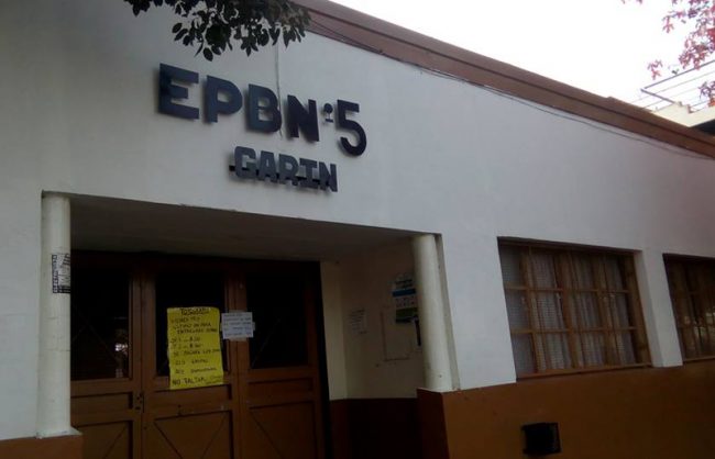 Escuela EGB nro 5 "Hipólito Yrigoyen" de Garin 32