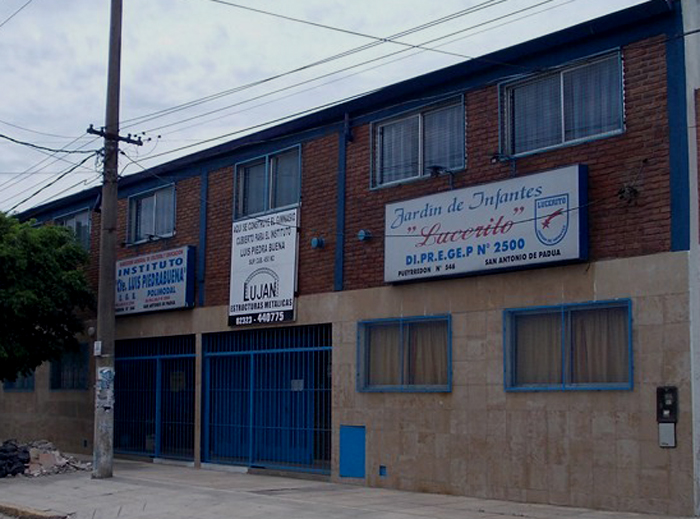 Instituto Comandante Luis Piedrabuena (Merlo) 2