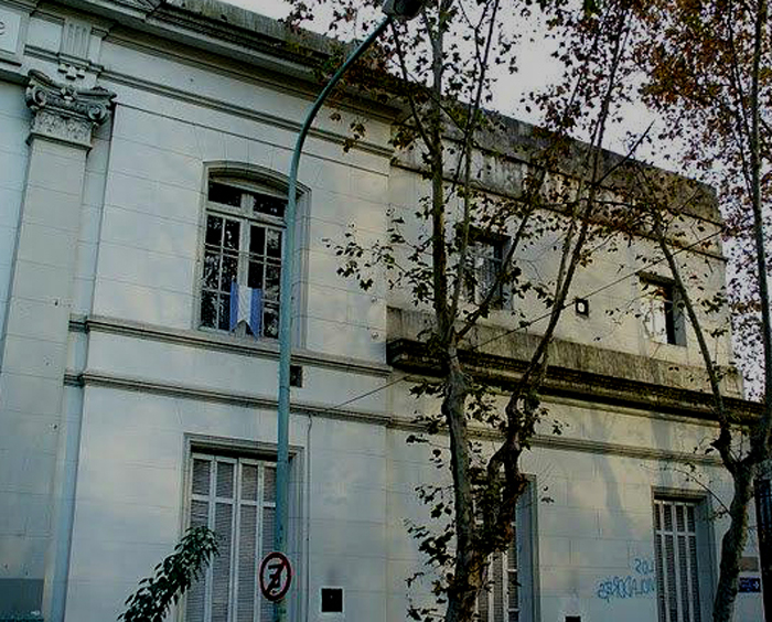 Escuela N°4 Salvador María Del Carril D.E 6 4