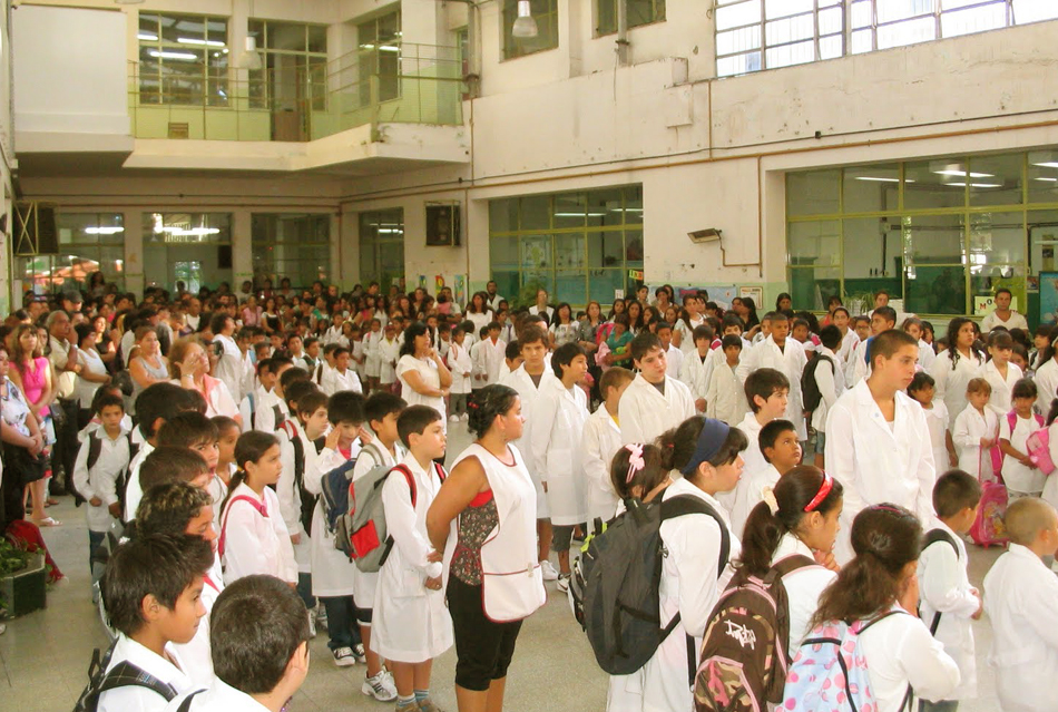 En los niveles más humildes, asistir al jardin no ayuda a mejorar el rendimiento escolar 3