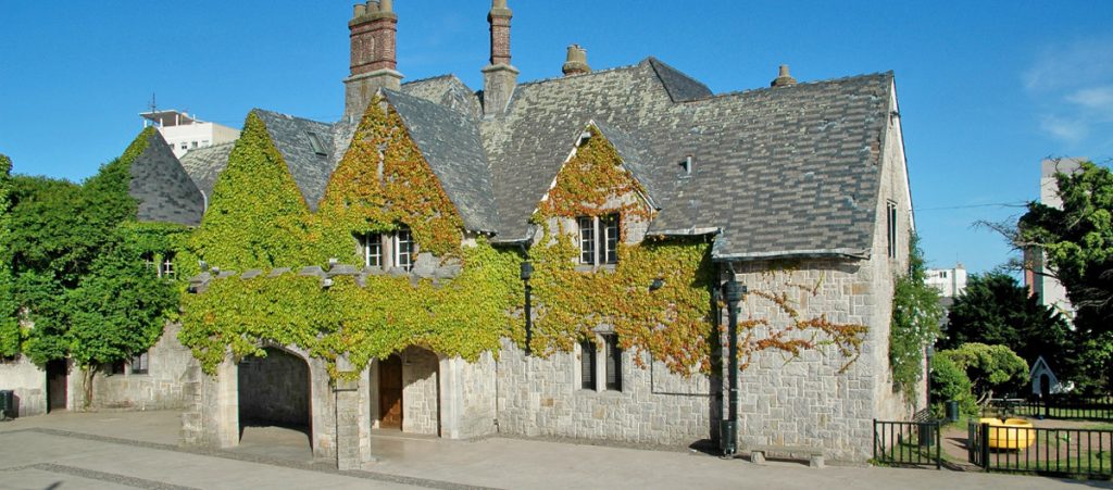 Holy Trinity College 5