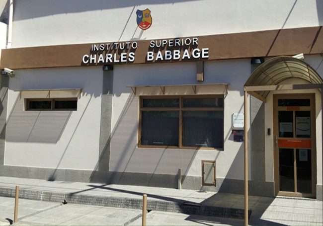 Instituto Superior Charles Babbage 45