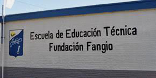 Escuela de Educación Técnica Fundación Fangio (EETFF) 12