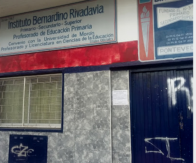 Colegio Bernardino Rivadavia 18