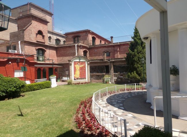 Colegio Nuestra Señora del Hogar (Padre Mario Pantaleo) 18