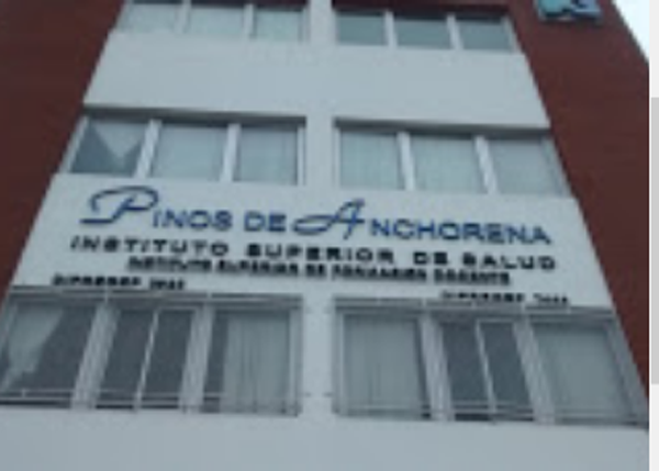 Instituto Superior Pinos de Anchorena 32