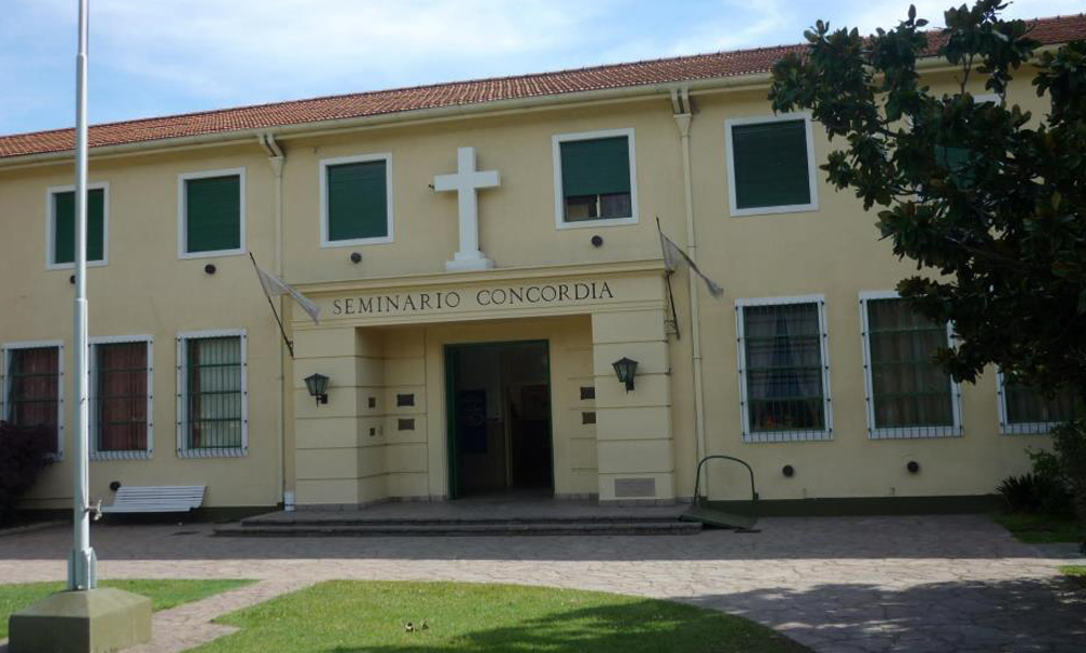 Listado de colegios privados en General San Martin 13