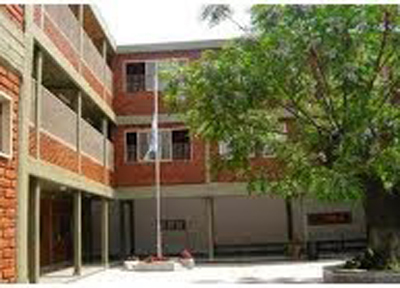 Instituto María del Rosario 2