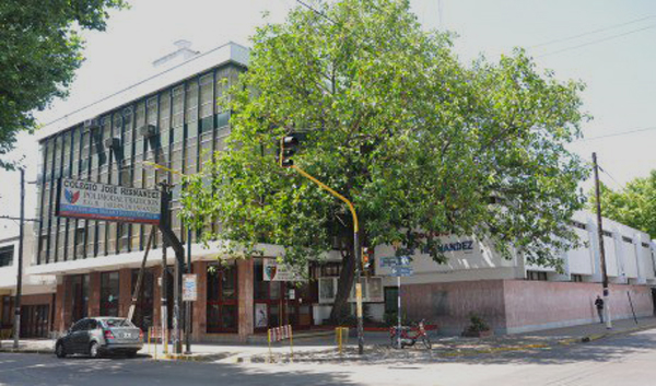 Instituto José Hernández 19