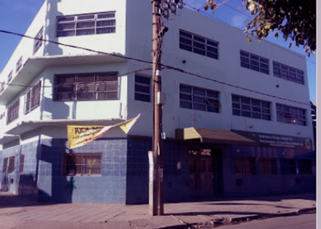 Listado de colegios privados en Isidro Casanova 15
