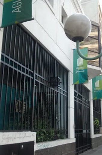 Listado de colegios privados en el barrio de Flores 21