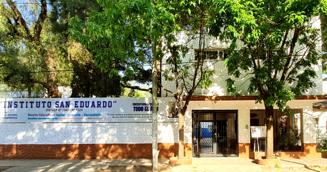 Instituto San Eduardo 18